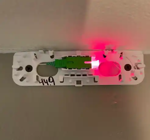 Residential MDU fiber PON basic continuity light test in San Antonio