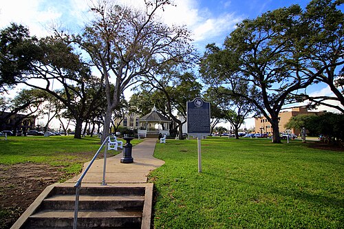 De Leon Plaza in downtown Victoria, Texas